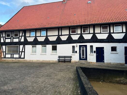 Haus zur Miete 750 € 5 Zimmer 203 m² frei ab sofort Ackenhausen Bad Gandersheim 37581