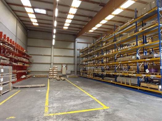 Lagerhalle zur Miete 1.250 m² Lagerfläche teilbar ab 1.250 m² Bettenhausen Kassel 34123