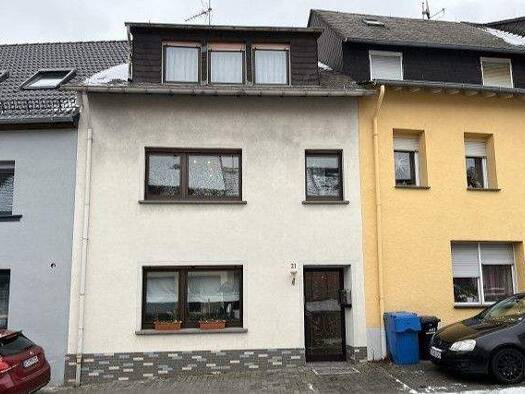 Reihenmittelhaus zum Kauf 149.000 € 5 Zimmer 90 m² 207 m² Grundstück Speicher 54662
