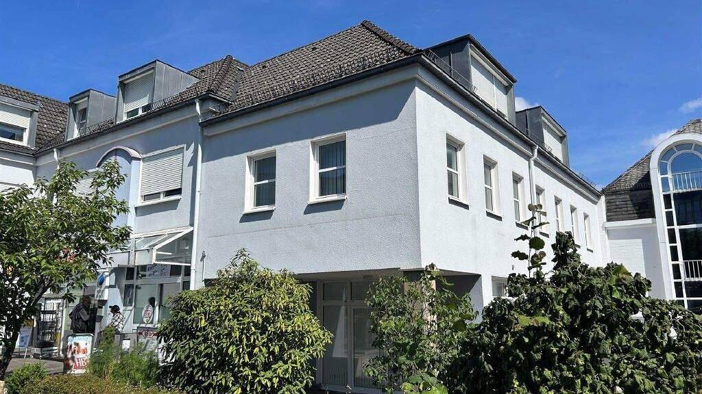 Bürofläche zum Kauf 289.000 € 5 Zimmer Warstein 59581