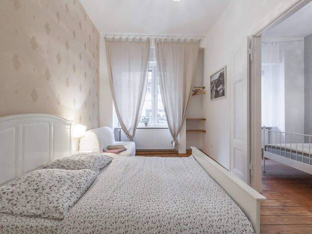 Wohnung zur Miete Wohnen auf Zeit 1.500 € 2 Zimmer 70 m² frei ab sofort Neukölln Berlin 12043