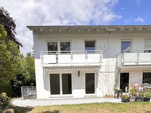 Reihenendhaus zur Miete 1.400 € 5 Zimmer 138 m² 441 m² Grundstück frei ab 01.09.2025 Coburg Coburg 96450