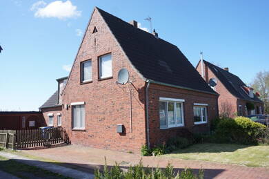 Doppelhaushälfte zum Kauf provisionsfrei 116.000 € 4 Zimmer 75 m² 235 m² Grundstück Hage Hage 26524