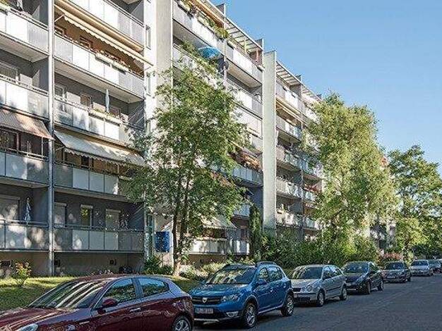 Wohnung zur Miete 426 € 2 Zimmer 49,5 m² 1. Geschoss frei ab 06.02.2026 Finsterwalder Str. 23 Prohlis-Süd Dresden 01239