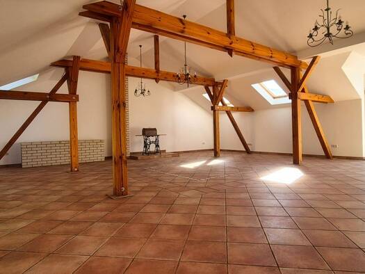 Einfamilienhaus zum Kauf 595.000 € 9 Zimmer 371 m² 2.420 m² Grundstück Neuenhagen 15366