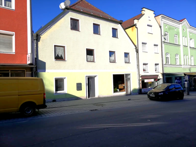 Mehrfamilienhaus zum Kauf 349.000 € 10 Zimmer 254 m² 266 m² Grundstück Vilshofen Vilshofen an der Donau 94474