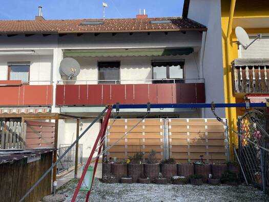 Reihenmittelhaus zum Kauf 475.000 € 7 Zimmer 149 m² 251 m² Grundstück Pforzen 87666