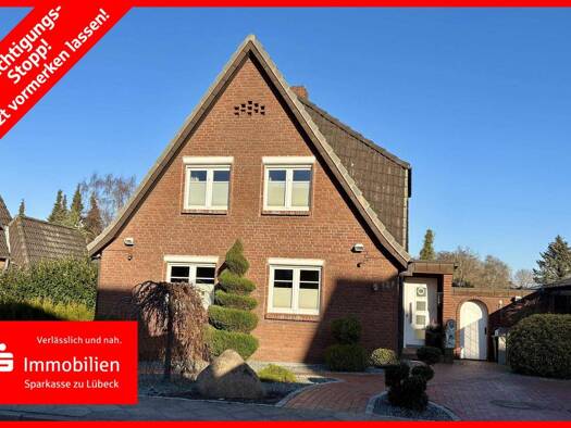 Einfamilienhaus zum Kauf 350.000 € 4 Zimmer 137 m² 1.200 m² Grundstück frei ab 01.09.2026 Kücknitz Lübeck 23569