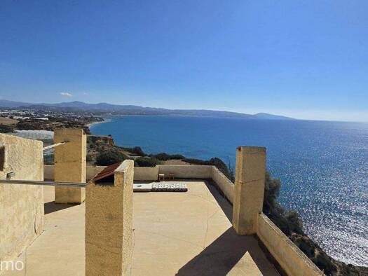 Hotel zum Kauf 1.300.000 € 60 Zimmer 108 Betten 9.500 m² Grundstück Kokkinos Pyrgos 702 00