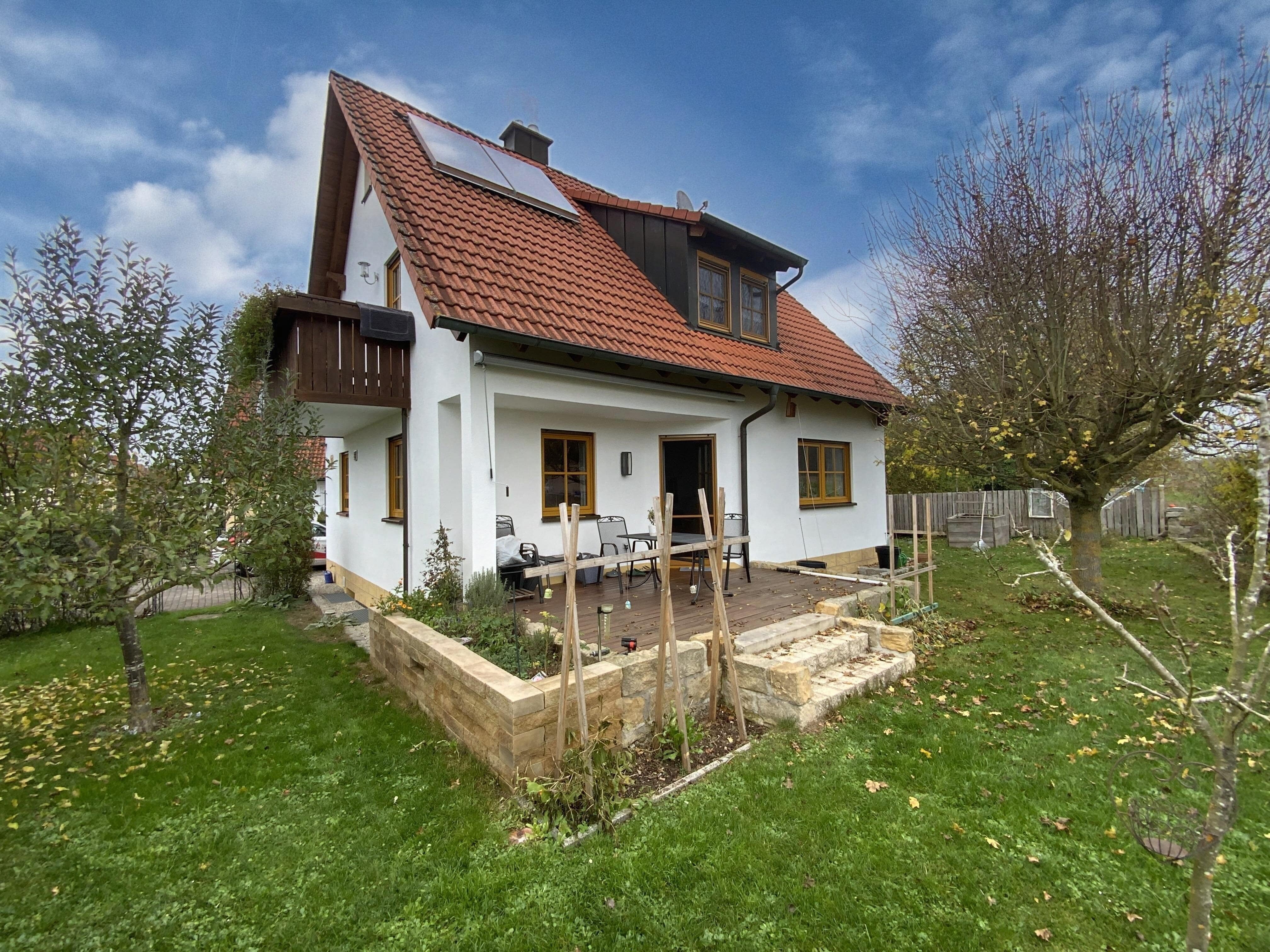 Einfamilienhaus zum Kauf 575.000 € 4 Zimmer 106 m²<br/>Wohnfläche 736 m²<br/>Grundstück Pettstadt Pettstadt 96175