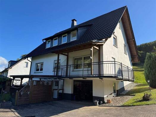 Mehrfamilienhaus zum Kauf 369.000 € 7 Zimmer 176 m² 824 m² Grundstück St. Claas Attendorn 57439