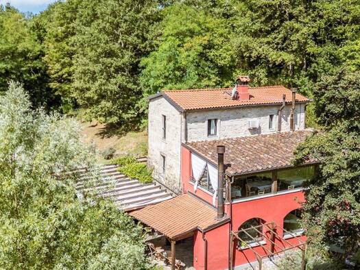 Haus zum Kauf 690.000 € 490 m² Licciana Nardi 54016