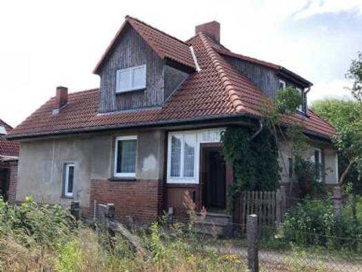 Einfamilienhaus zur Miete 780 € 3 Zimmer 80 m² 868 m² Grundstück Am Berge 5 Lalendorf 18279