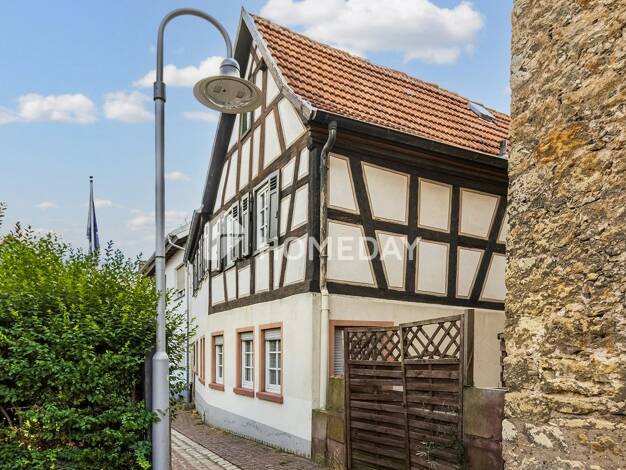 Einfamilienhaus zum Kauf 459.500 € 7,5 Zimmer 180 m² 205 m² Grundstück Flörsheim Flörsheim 65439