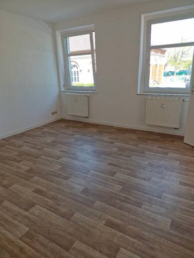Wohnung zur Miete 350 € 2 Zimmer 55 m² EG Friedrich-List-Straße 28 Nossen Nossen 01683