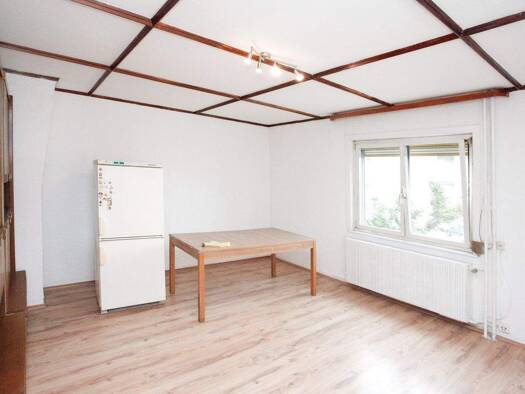 Mehrfamilienhaus zum Kauf als Kapitalanlage geeignet 275.000 € 8 Zimmer 152 m² 352 m² Grundstück Schwarzwaldstraße 4 Immendingen Immendingen 78194