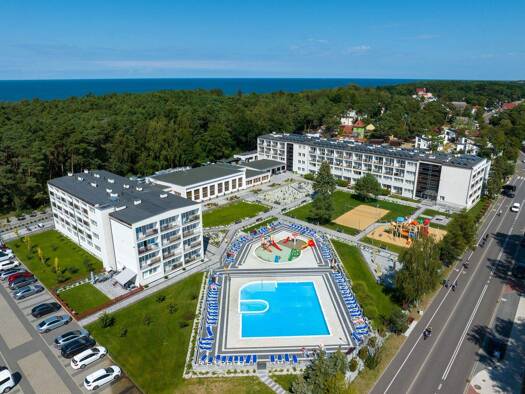 Hotel zum Kauf 9.350.000 € 11.000 m² Grundstück Rewal 72-344