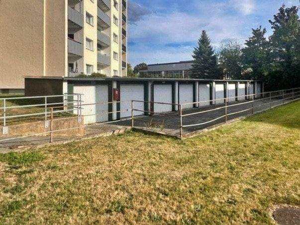 Immobilie in Pattensen - 3-Zimmer-Wohnung mit Balkon, Aufzug & Garage in Pattensen - Bild 2