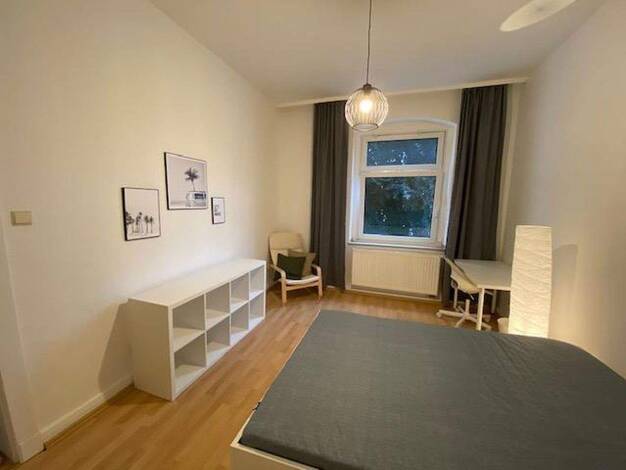 Studio zur Miete Wohnen auf Zeit 435 € 1 Zimmer 16 m² frei ab 01.05.2026 Hasselsstraße 33 Reisholz Düsseldorf 40599