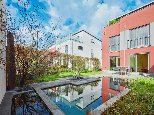 Doppelhaushälfte zum Kauf 967.500 € 5,5 Zimmer 154 m² 251 m² Grundstück Augsburg / Pfersee 86157