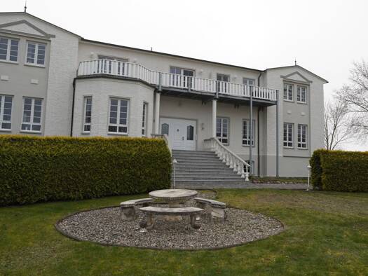 Wohnung zum Kauf provisionsfrei 319.000 € 6 Zimmer 157 m² EG Hohen Wieschendorf Hohenkirchen 23968