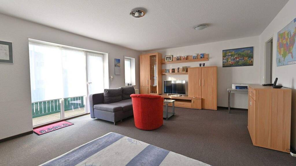 Studio zum Kauf 118.000 € 1 Zimmer 43,5 m² EG frei ab 01.07.2026 Laubegast Dresden 01279