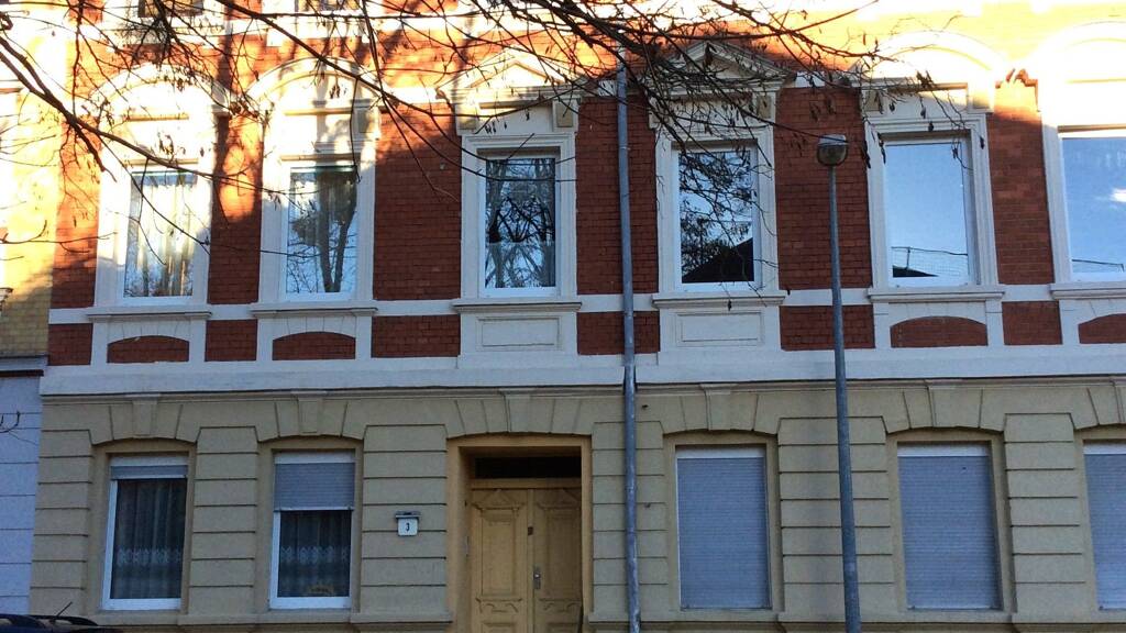 Wohnung zur Miete 300 € 2 Zimmer 50 m² 2. Geschoss frei ab sofort Hinsdorfer Straße 3 Innenstadt Dessau-Roßlau 06842