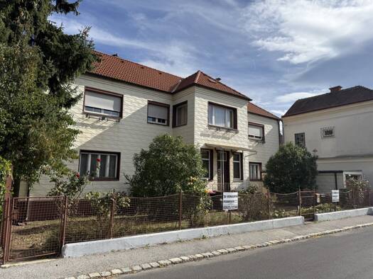 Haus zum Kauf 495.000 € 1.054 m² Grundstück Wr. Neustädter Straße Bad Sauerbrunn 7202