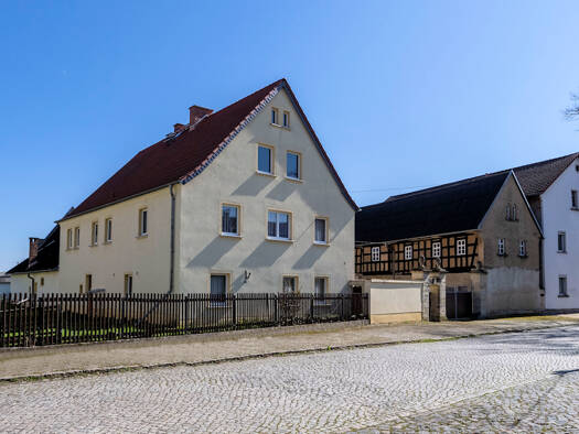 Einfamilienhaus zum Kauf 229.700 € 7 Zimmer 175 m² 3.967 m² Grundstück Torna Elsteraue 06729