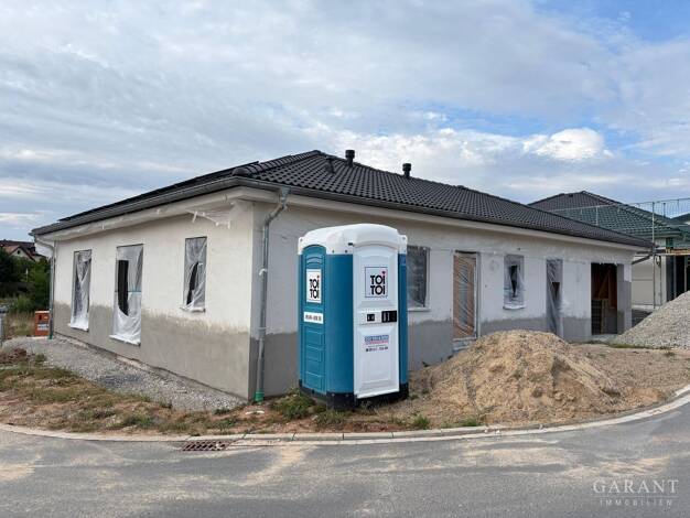 Bungalow zum Kauf provisionsfrei 695.000 € 3 Zimmer 113 m² 467 m² Grundstück frei ab 01.12.2026 Aschbach Schlüsselfeld 96132