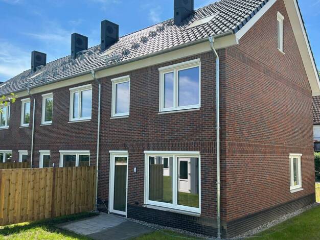 Reihenmittelhaus zum Kauf - Erstbezug 380.000 € 5 Zimmer 136 m² 196 m² Grundstück Krostitz Krostitz 04509