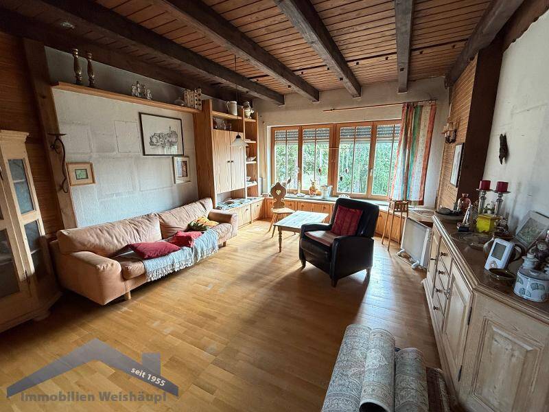 Immobilie in Tiefenbach - Passau Nord Wohnhaus in idyllischer Lage (renov.bedürftig) und Garten - Bild 1