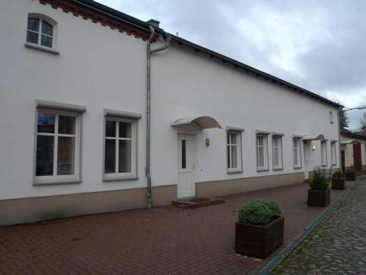 Wohnung zur Miete 441 € 1 Zimmer 49 m² EG Wilhelm-Külz-Str. 43 Mitte Cottbus 03046