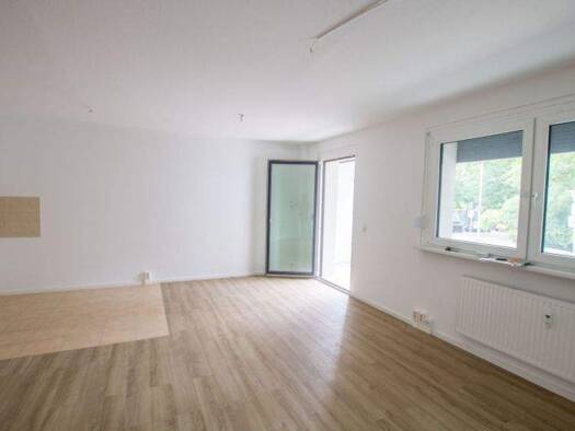 Wohnung zur Miete 471 € 2 Zimmer 61,5 m² 1. Geschoss Voßstr. 2 Innenstadt Halle (Saale) 06110