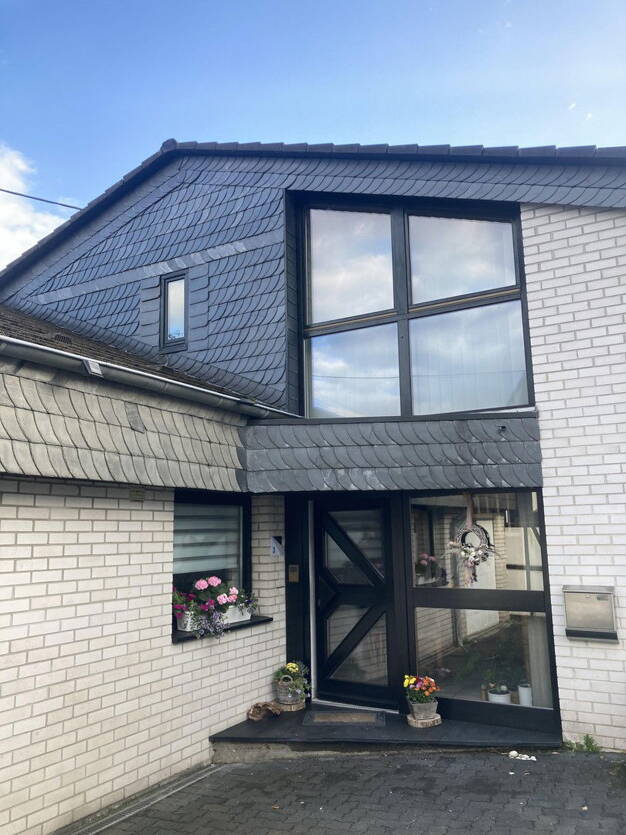 Einfamilienhaus zum Kauf provisionsfrei 595.000 € 10 Zimmer 195 m² 588 m² Grundstück Bergneustadt Bergneustadt 51702