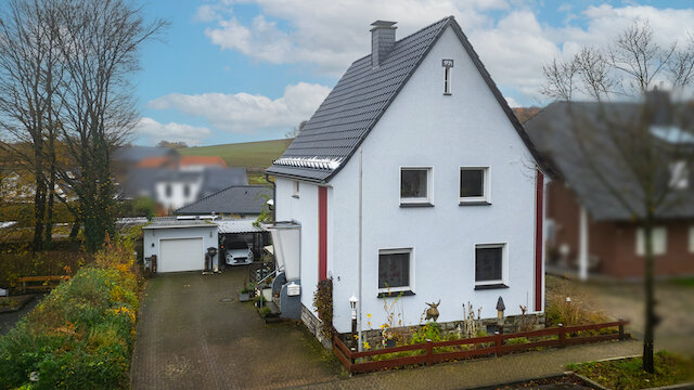 Einfamilienhaus zum Kauf 289.000 € 5 Zimmer 120 m²<br/>Wohnfläche 564 m²<br/>Grundstück Holzen Arnsberg 59757