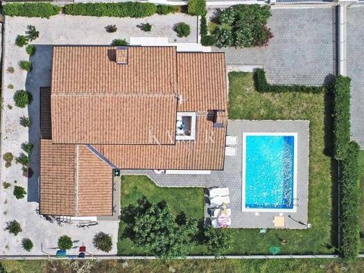 Einfamilienhaus zum Kauf 450.000 € 4 Zimmer 140 m² Sveti Lovreč Lovreć 52440