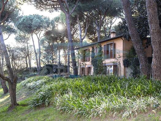 Haus zum Kauf 950.000 € 168 m² 15.000 m² Grundstück Sacrofano 00060