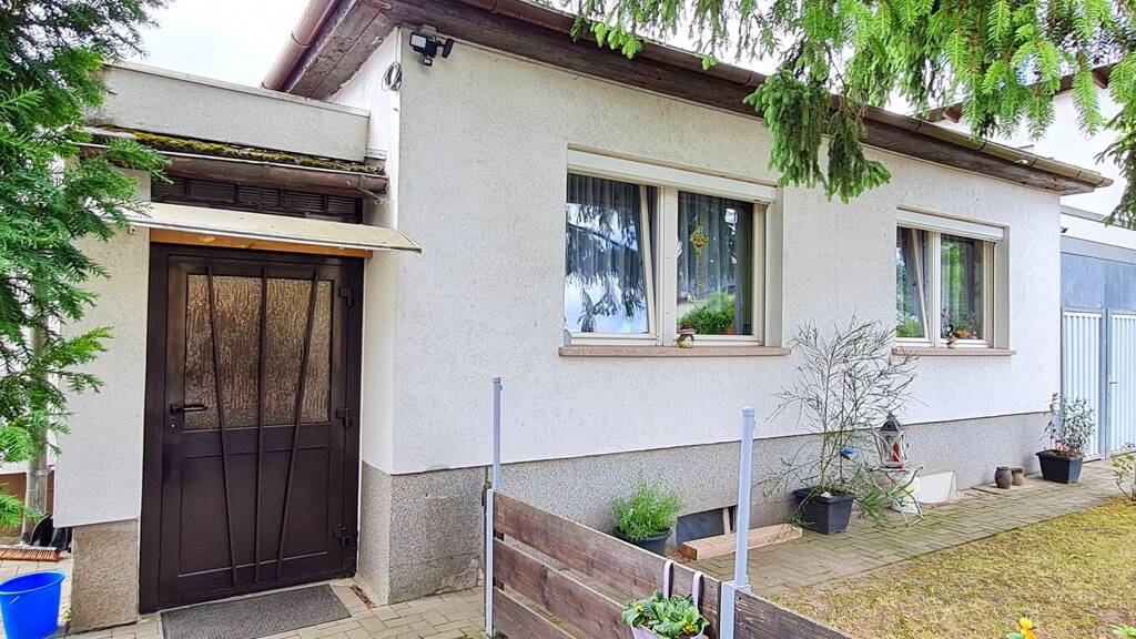 Haus zum Kauf 220.000 € 3 Zimmer 96 m² 785 m² Grundstück Berliner Chaussee Magdeburg 39114