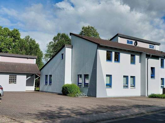 Gewerbeobjekt zum Kauf als Kapitalanlage geeignet 649.000 € 320 m² 1.236 m² Grundstück Meine Meine 38527