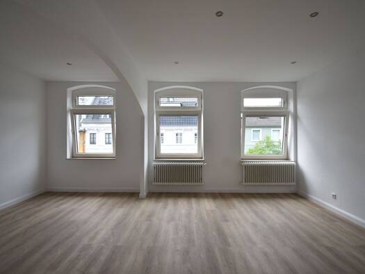 Wohnung zur Miete 1.795 € 2 Zimmer 97,9 m² 3. Geschoss frei ab 01.09.2026 Lorettostraße 52 Unterbilk Stadtbezirk 3 40219