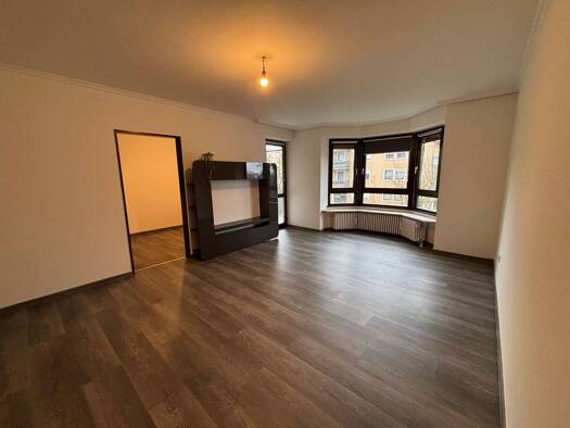 Wohnung zur Miete 900 € 2 Zimmer 74 m² frei ab sofort Aichach 86551