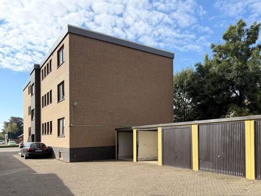 Mehrfamilienhaus zum Kauf als Kapitalanlage geeignet 1.150.000 € 24 Zimmer 528 m² 1.138 m² Grundstück Weyhe 28844