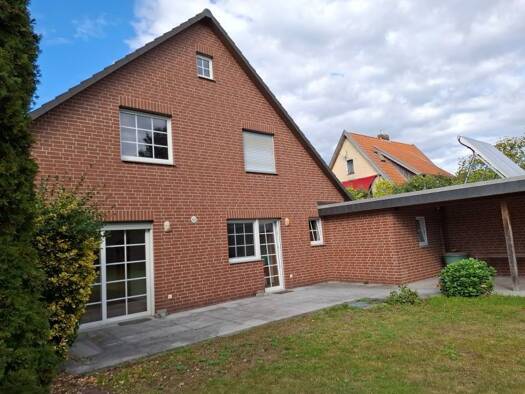 Wohnung zur Miete 850 € 3 Zimmer 111 m² frei ab 01.12.2026 Hermannsburg Südheide 29320