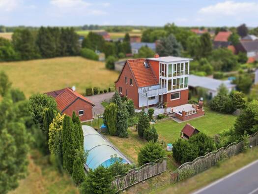 Mehrfamilienhaus zum Kauf 350.000 € 7 Zimmer 194,6 m² 1.167 m² Grundstück Meerdorf Wendeburg 38176