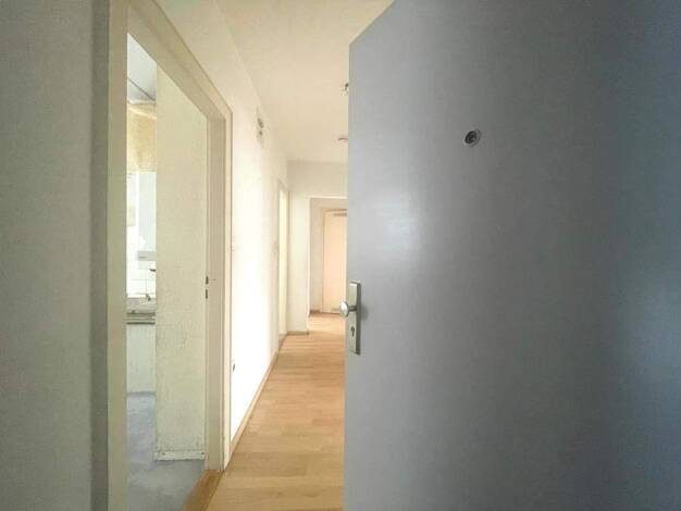 Wohnung zum Kauf provisionsfrei 179.000 € 2,5 Zimmer 72,1 m² 1. Geschoss Charles-Roß-Ring 72 Wik Kiel 24106