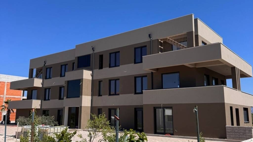 Wohnung zum Kauf - Erstbezug 260.000 € 3 Zimmer 77,7 m² EG Zadar 23000