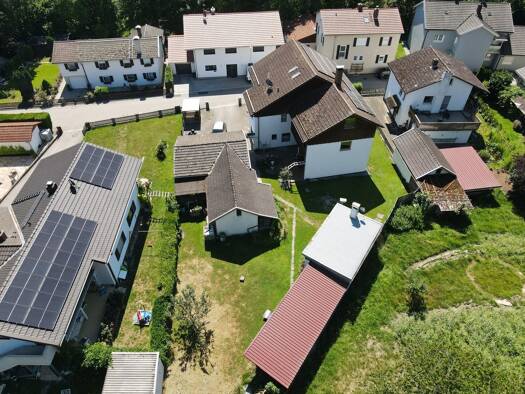 Einfamilienhaus zum Kauf 439.000 € 8 Zimmer 200 m² 901 m² Grundstück frei ab sofort Töging Töging a.Inn 84513