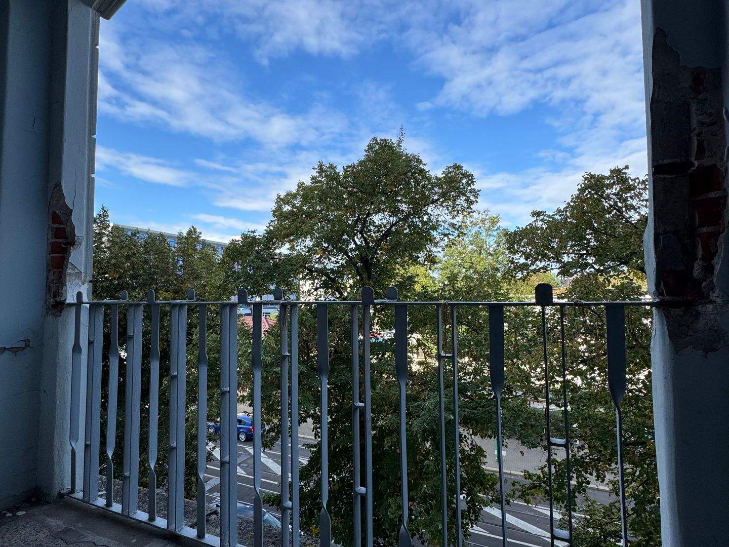 Altbauwohnung - Schöne 3-Zimmer-Wohnung mit 97 m² Wohnfläche – sofort verfügbar! – Magdeburg – Vorschaubild 2