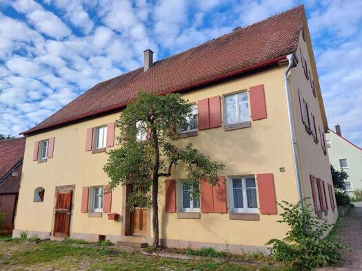 Bauernhaus zur Miete 1.500 € 6 Zimmer 165 m² 740 m² Grundstück frei ab sofort Moratneustetten 15 Moratneustetten Weihenzell 91629